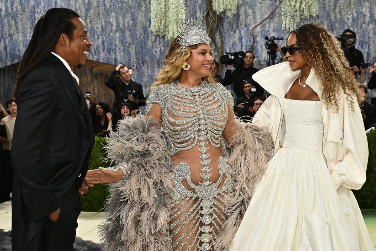 Met gala guests deliver works of art on the human form