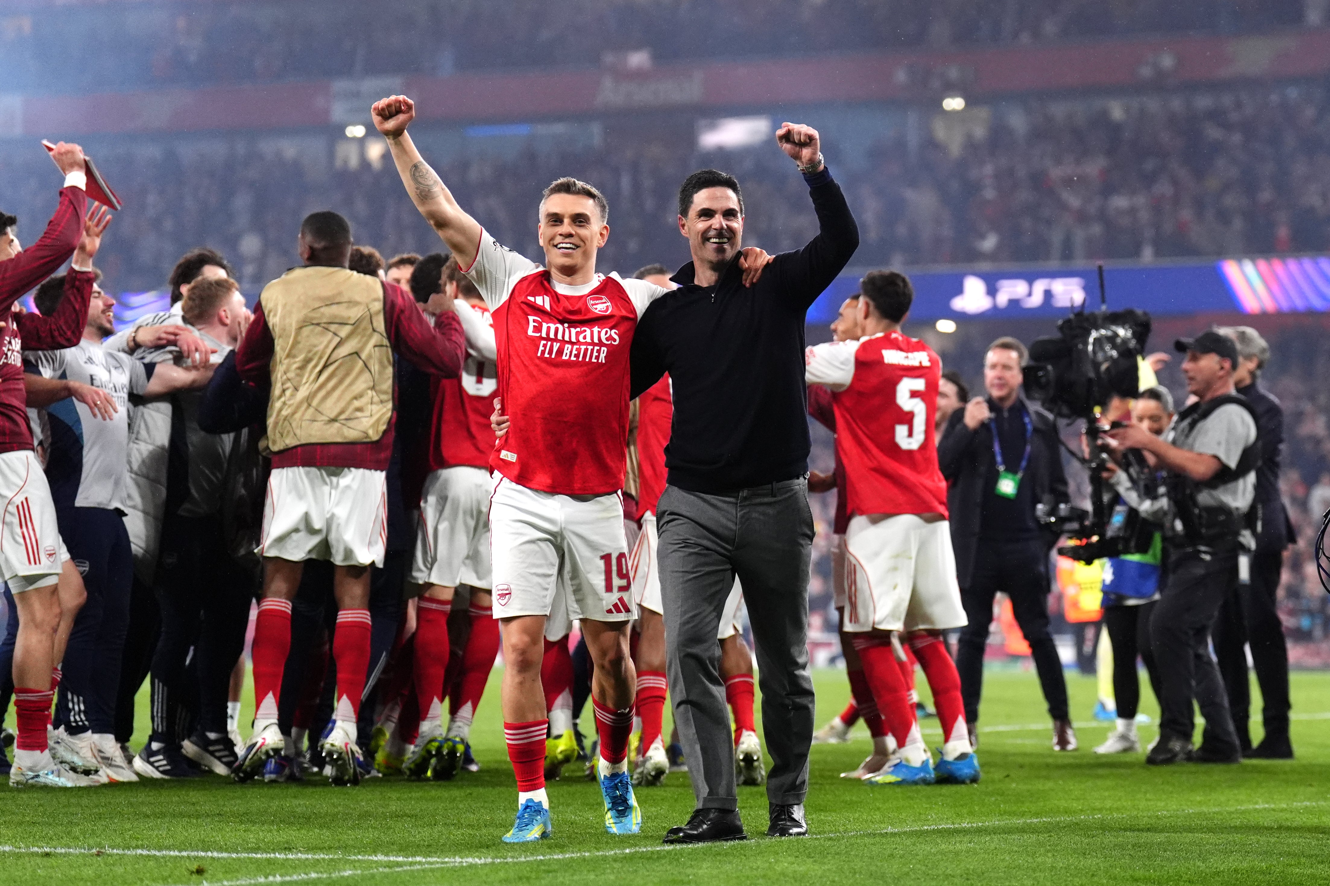 Mikel Arteta hailed the Arsenal fans after the semi-final success