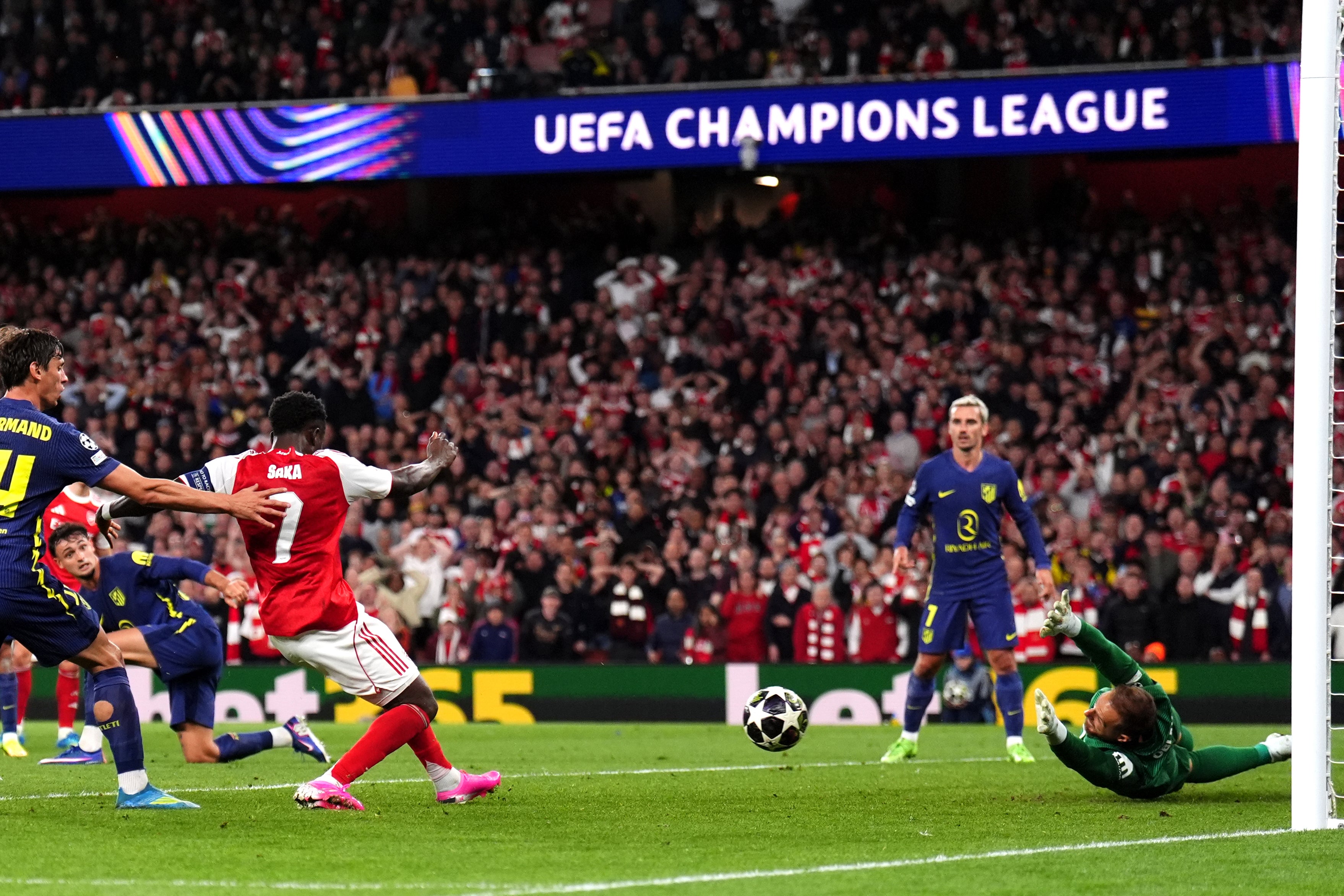 Bukayo Saka scores Arsenal’s winner against Atletico Madrid (John Walton/PA)