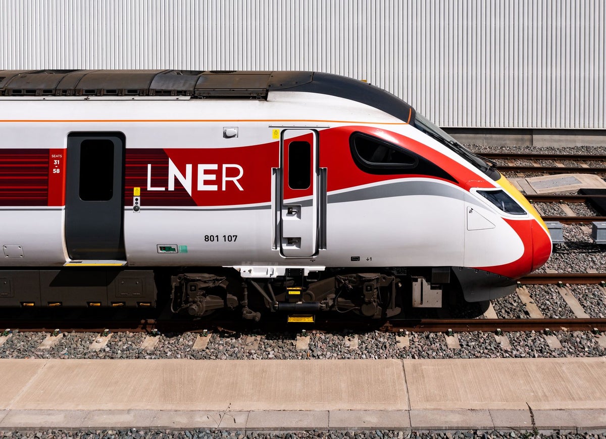 Flying Scotsman to make historic return to London for first time in years