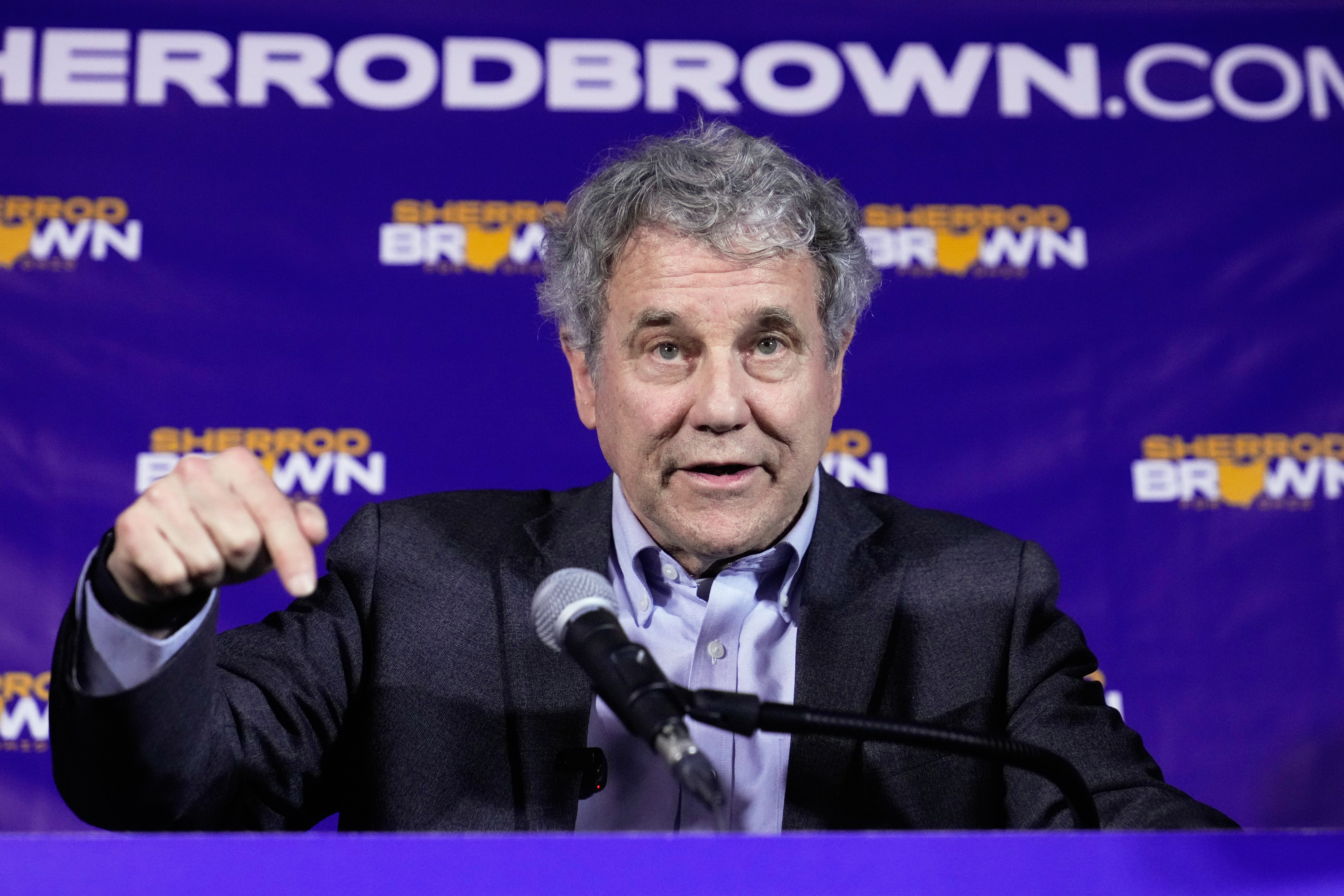 Former Sen. Sherrod Brown easily defeated a challenger in the Democratic primary and will now attempt to unseat Republican Sen. Jon Husted