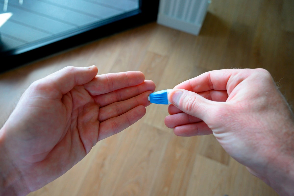 UK Pharmacies to Launch Free Seven-Minute Cholesterol Screening Program
