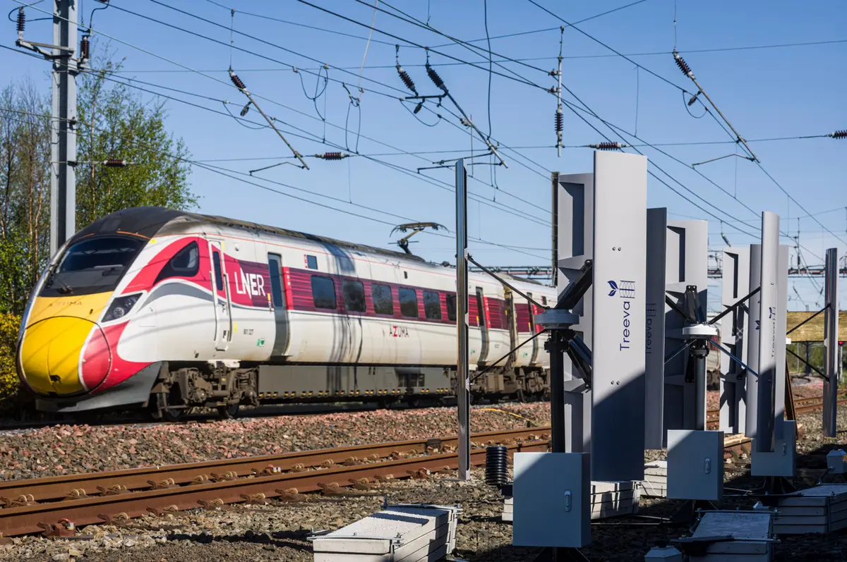 independent.co.uk - Harry Cockburn - High speed trains spin wind turbines to generate power in first UK trial