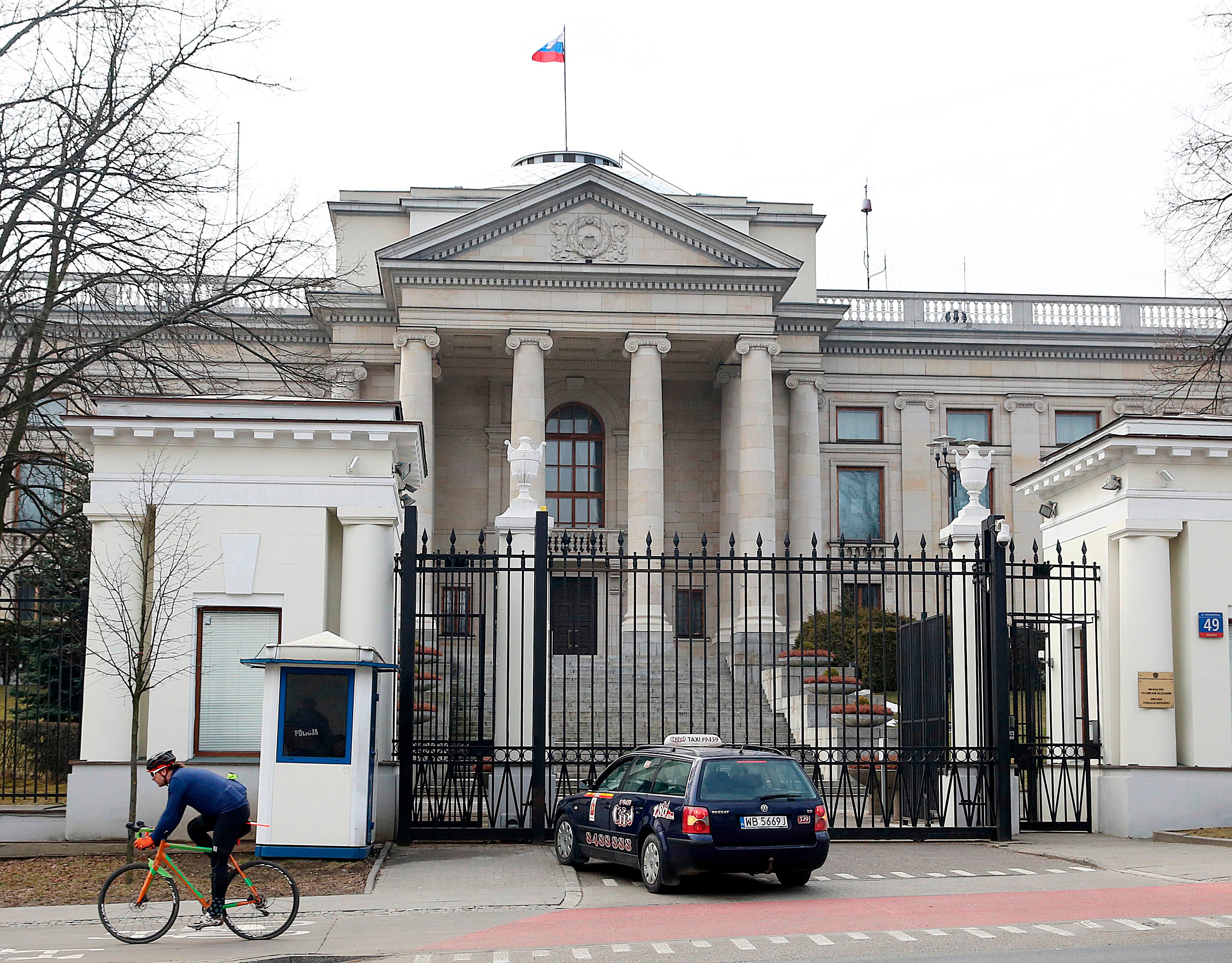 Poland warns Russia is moving from low-cost recruits to professional sabotage cells