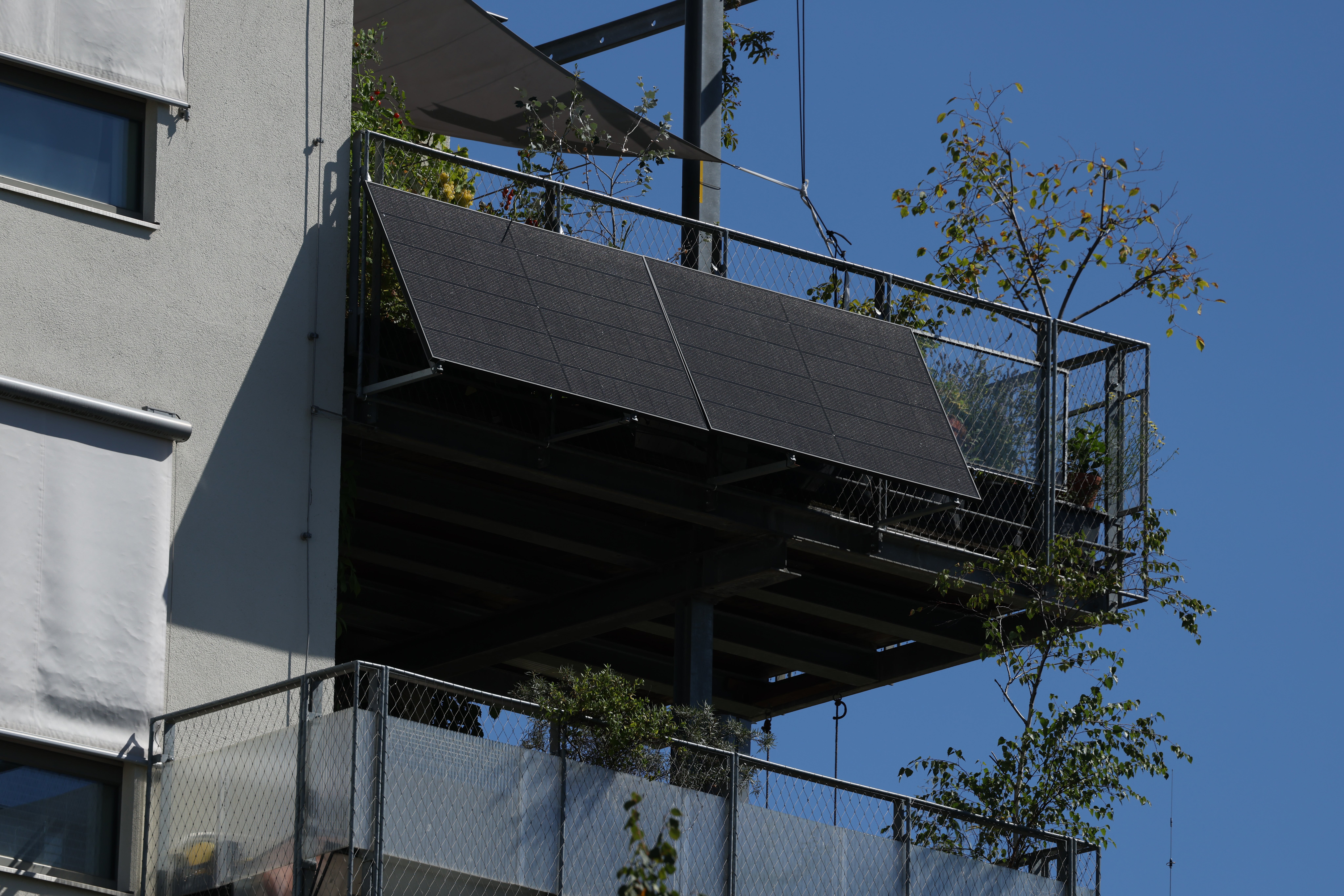 independent.co.uk - Jeff Meyer - Lidl to sell &pound;400 plug-in solar panels - here's what to know