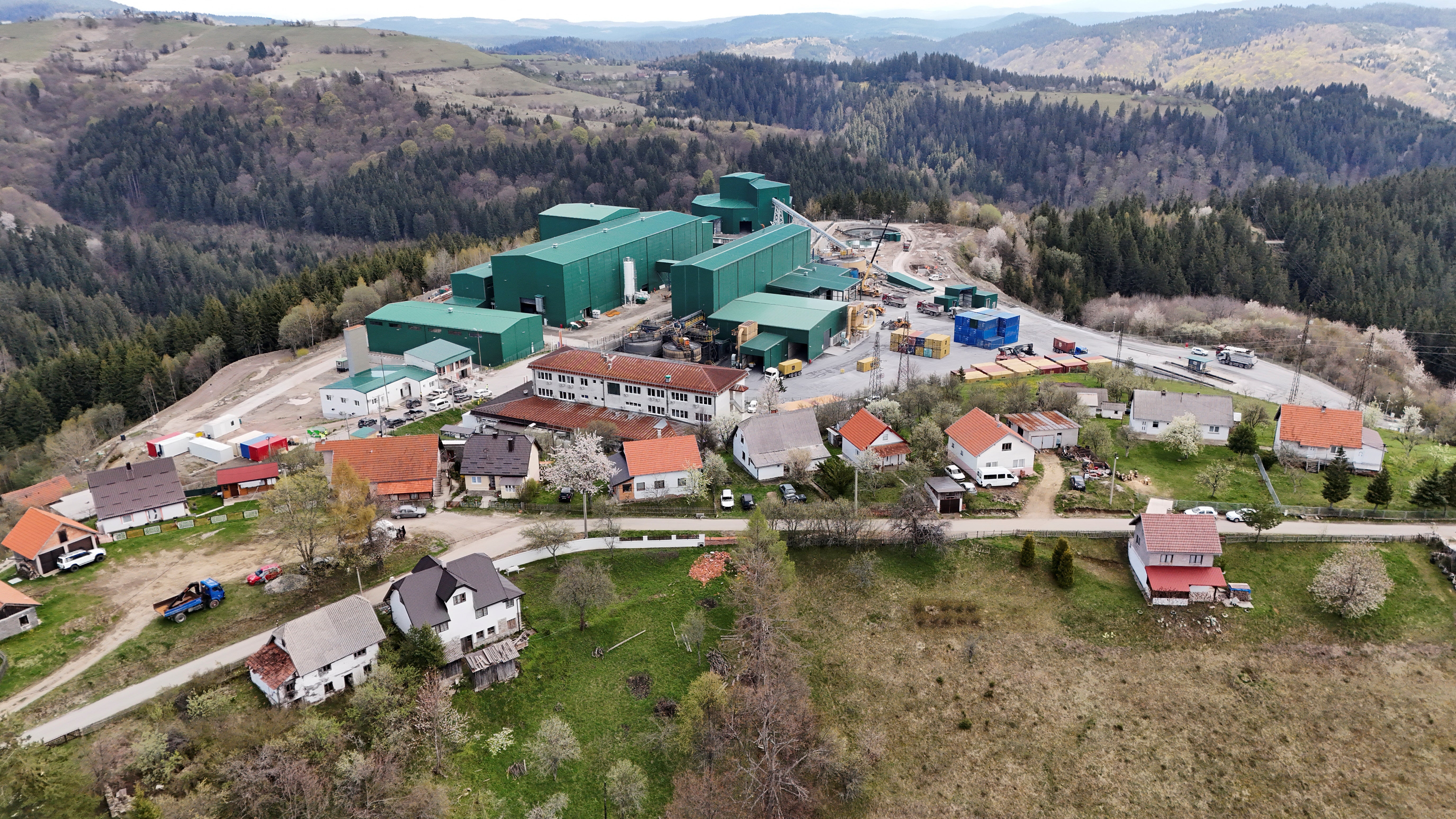independent.co.uk - Amel Emric - New mine offered hope for town. Then hundreds tested positive for lead