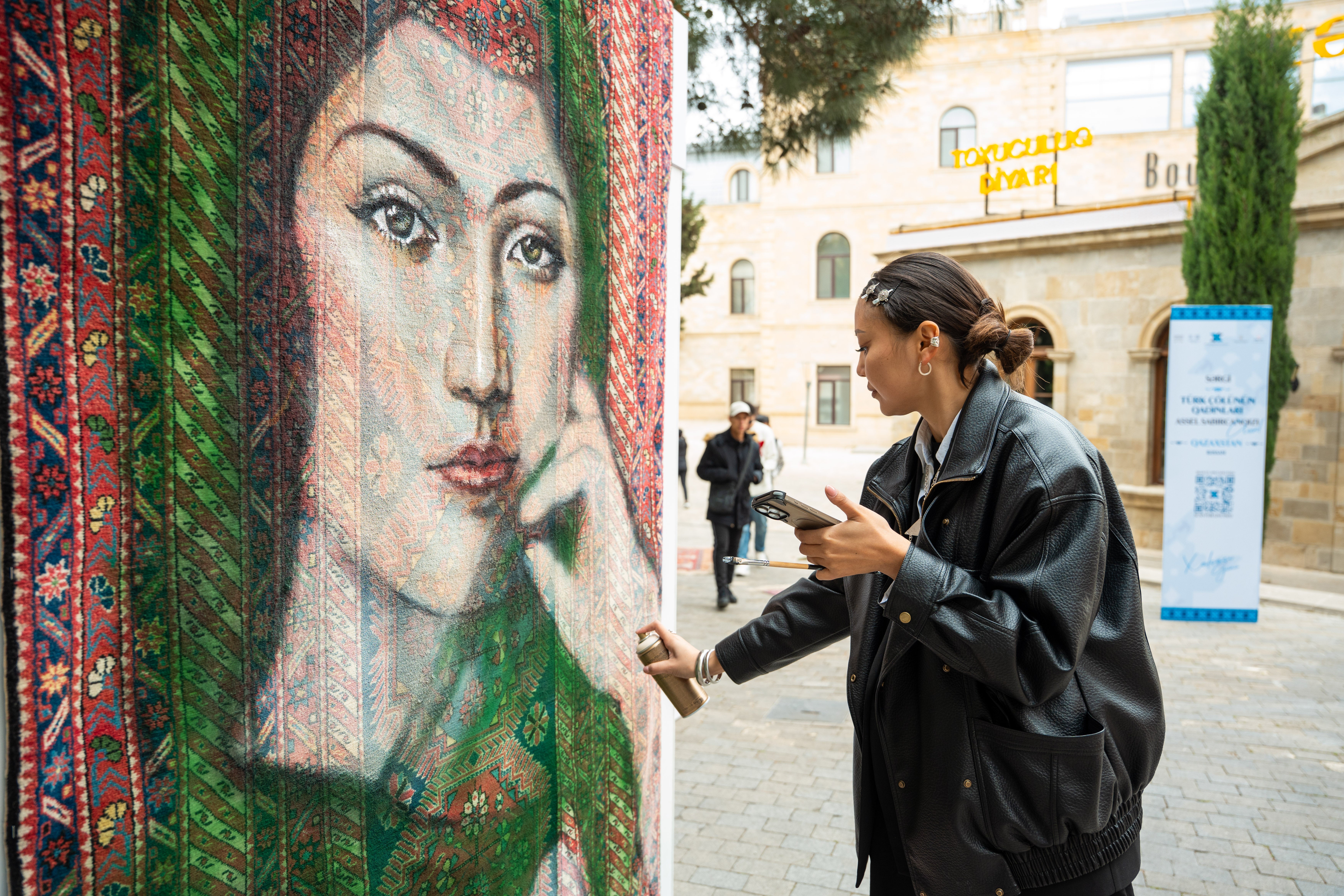 The work of Asol, who reinvents traditional portraiture