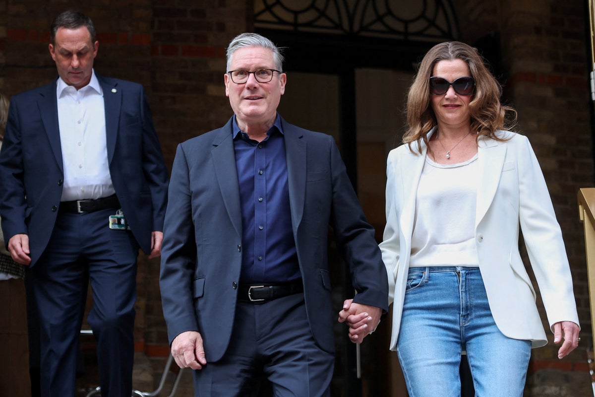 Keir Starmer ‘to unveil plans for closer ties to EU’ to stave off leadership challenge
