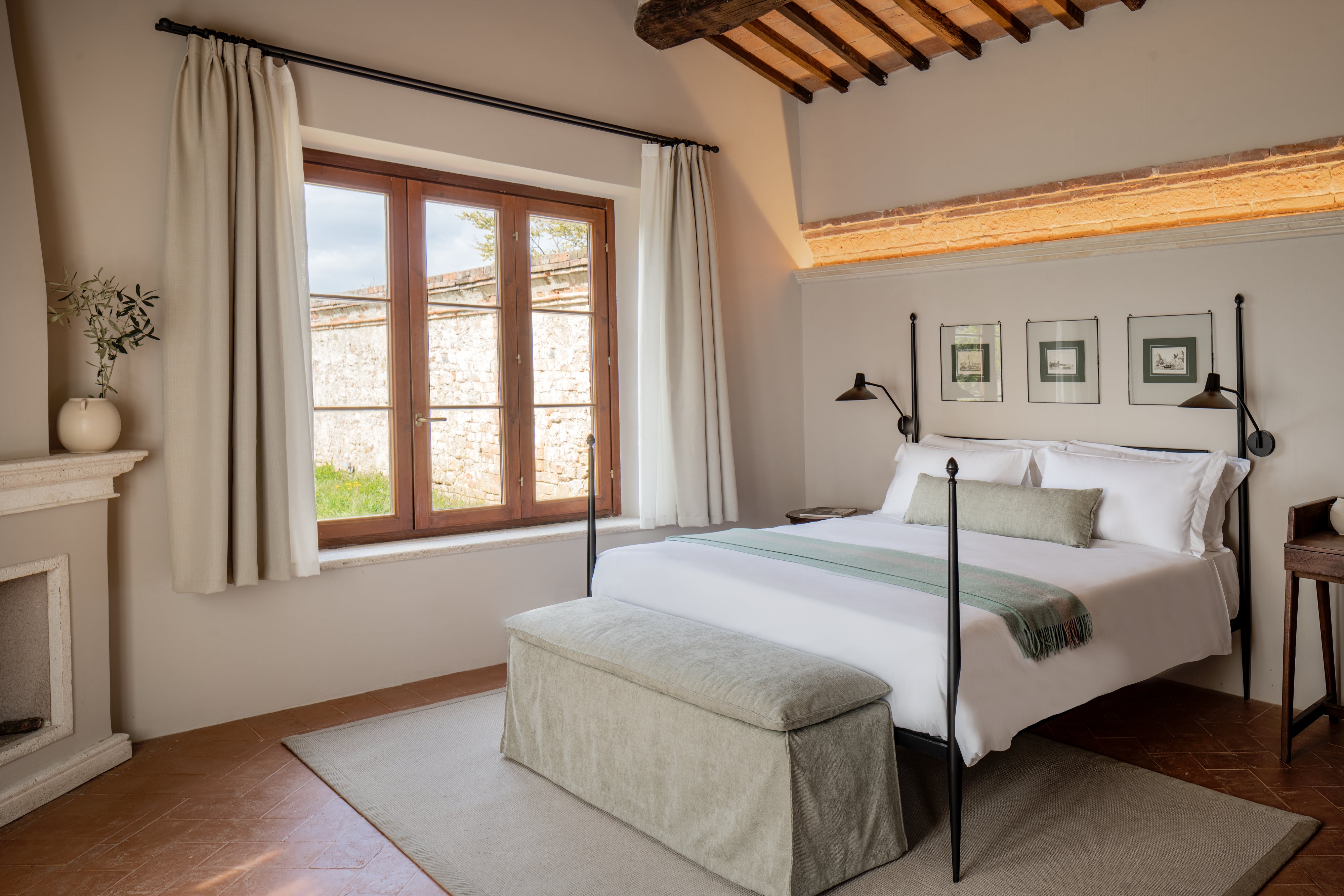 Interiors at Precise Tale Poggio Alla Sala reflect the history of the region