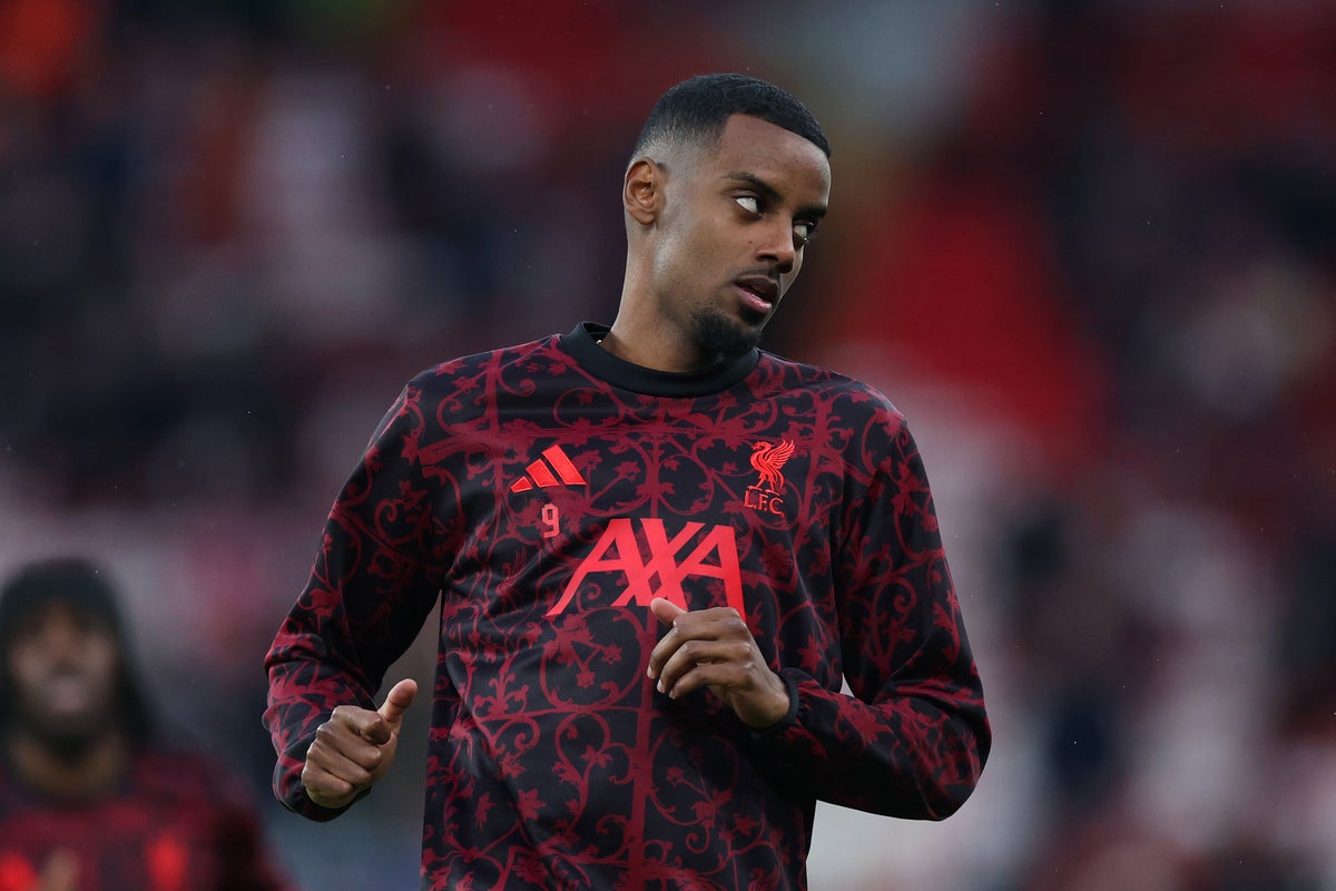 Liverpool v Chelsea LIVE: Isak only on the bench as Ngumoha starts crucial Premier League clash