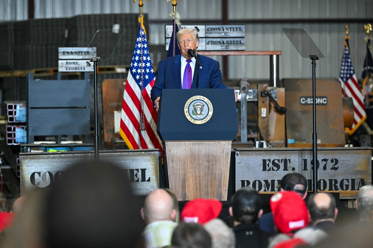 Cumhuriyetçi bağışçılar Trump'ın savaş sandığına 300 milyon dolar biriktirdi, ancak bunu nasıl kullanacağına dair hiçbir fikirleri yok