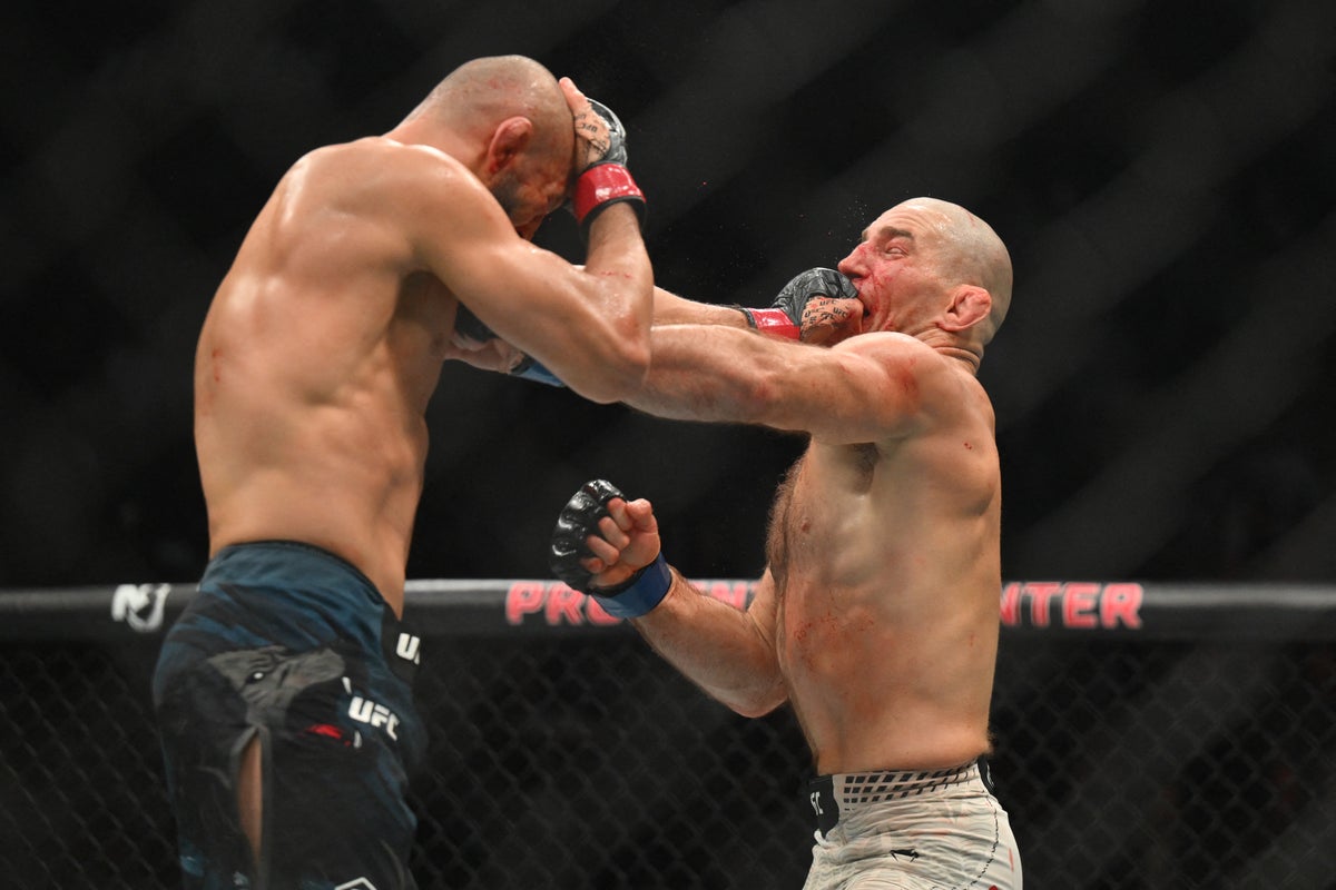 Who won between Chimaev and Strickland at UFC 328 last night?