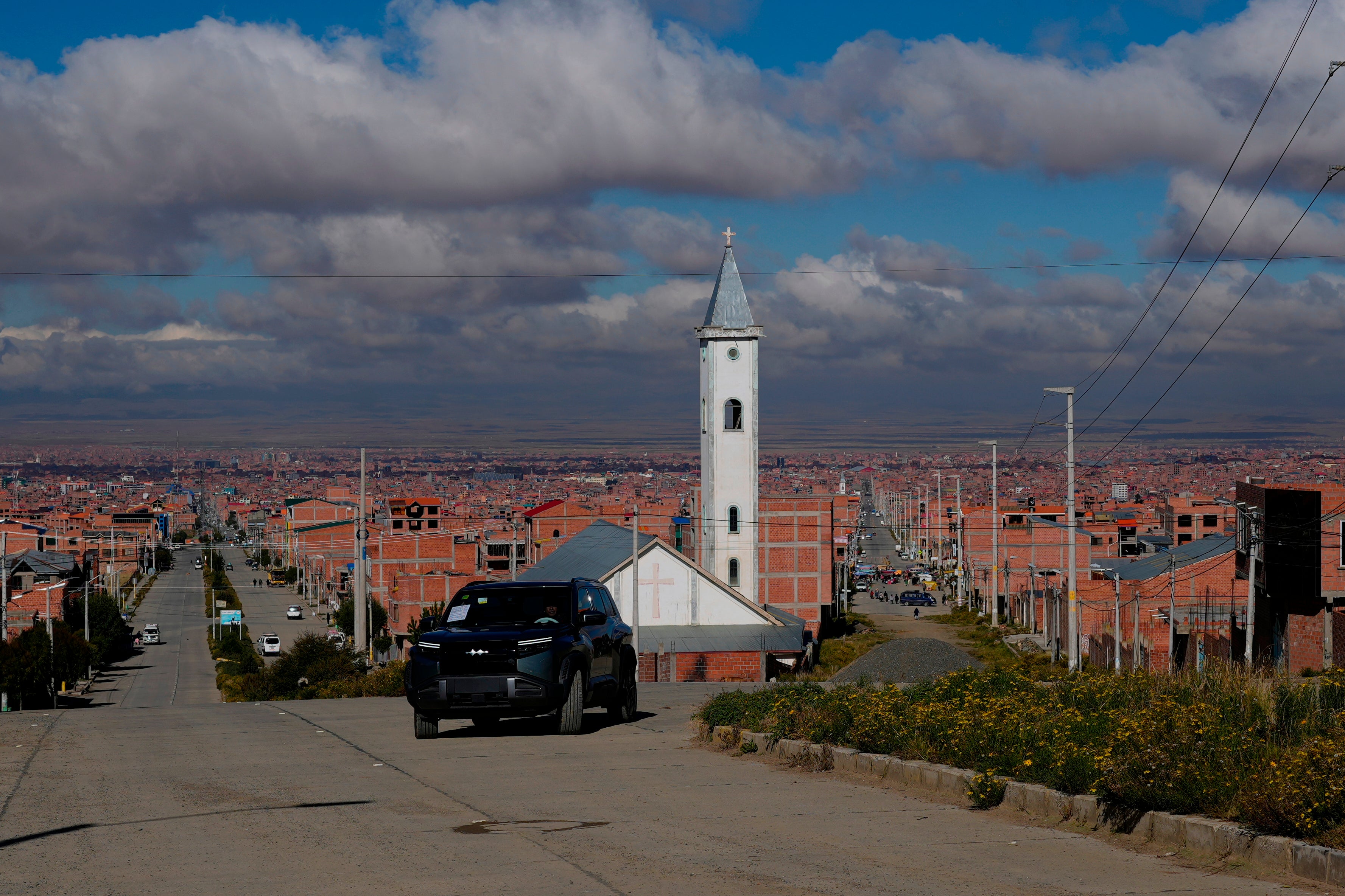 independent.co.uk - Paola Flores - Bolivia's fuel shortages and 'junk gasoline' drive a surge in electric cars