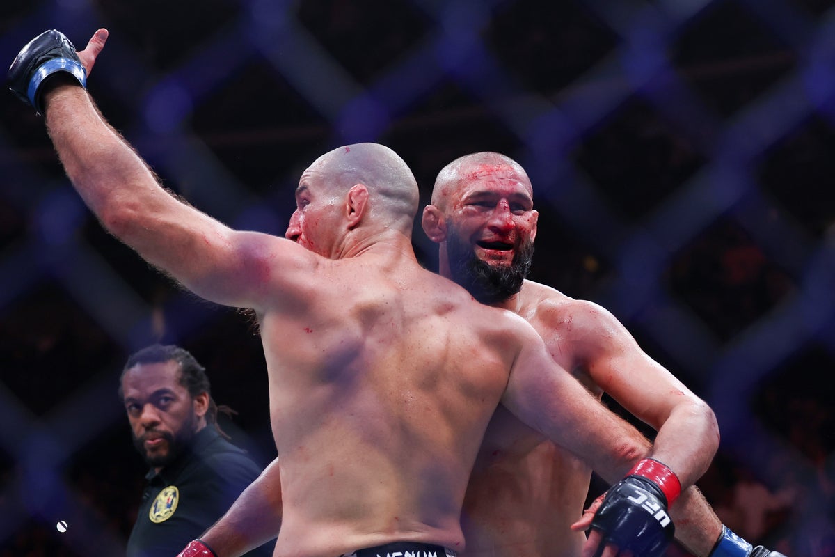 Sean Strickland stuns Khamzat Chimaev to hand Russian first loss and regain title – UK Times Sean Strickland stuns Khamzat Chimaev to hand Russian first loss and regain title – UK Times