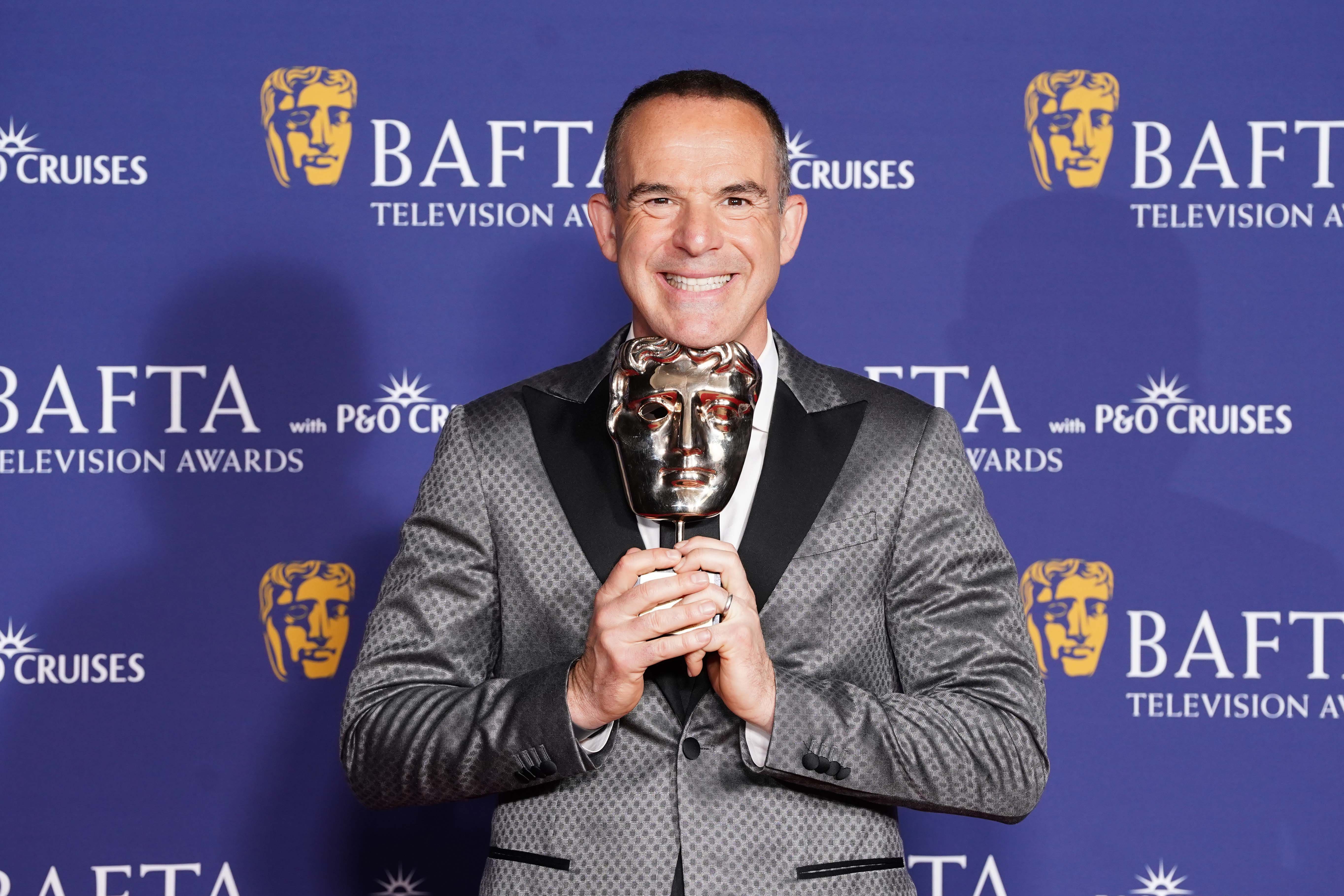 independent.co.uk - Carla Feric - Martin Lewis reflects on 'broken' childhood while picking up Bafta special award