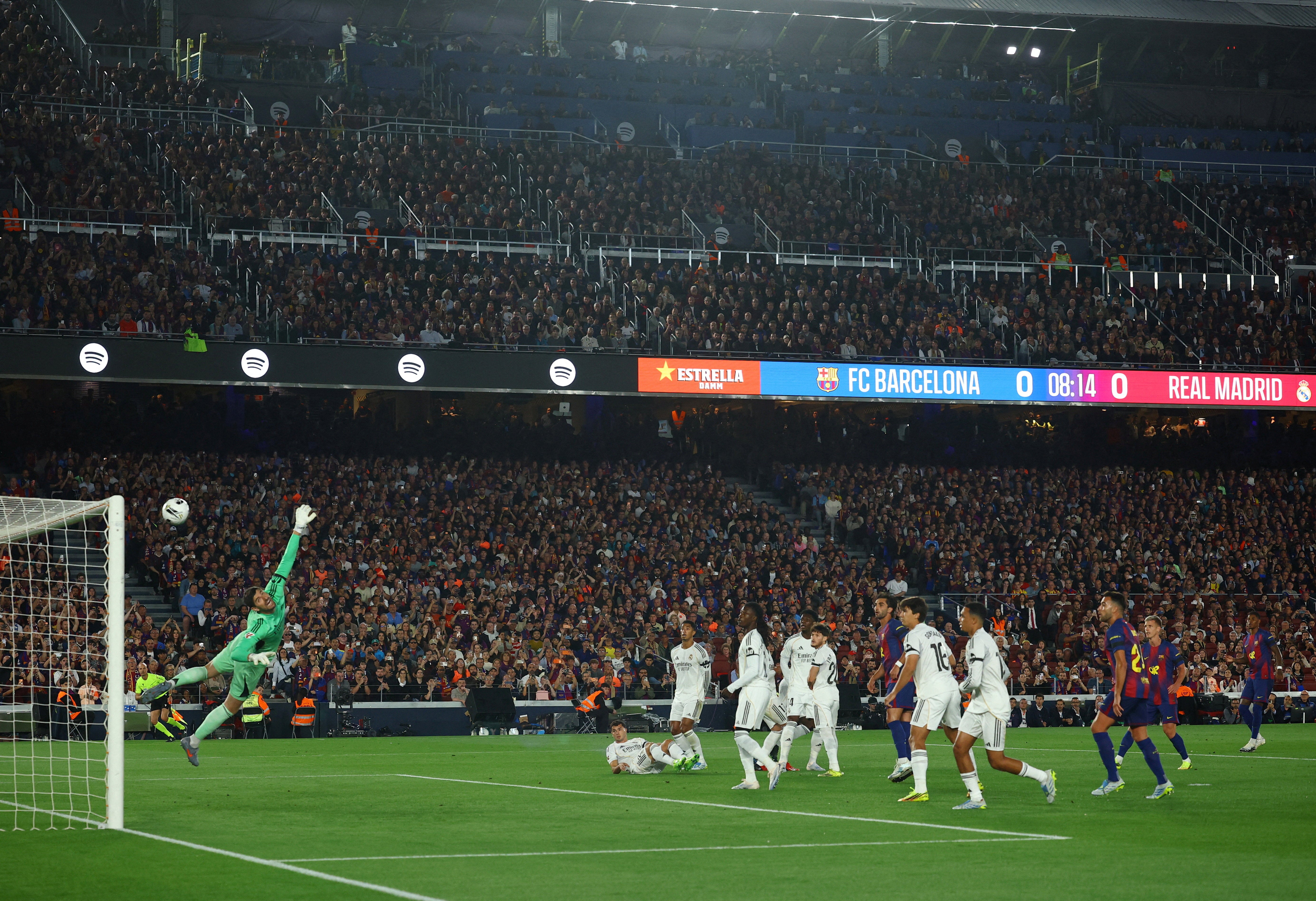 Marcus Rashford scored a superb free kick