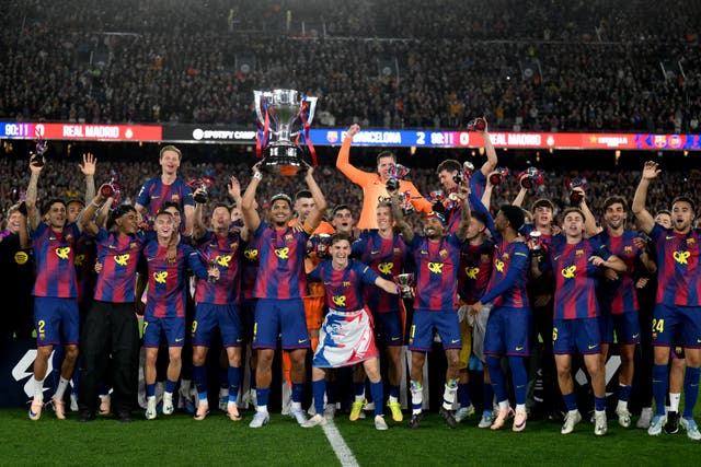 Barcelona v Real Madrid LIVE: Rashford stunner helps hosts seal La Liga ...