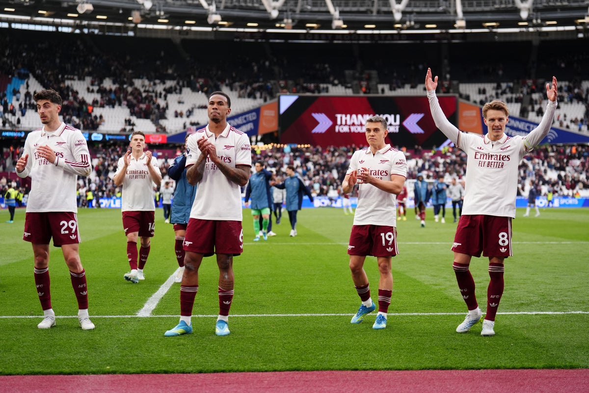 Monday&rsquo;s briefing: VAR gives Gunners a boost, Hammers heading downhill, Up Dale