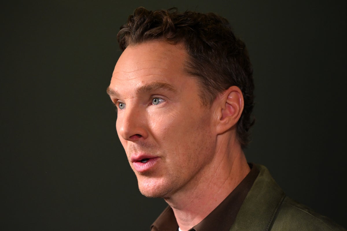 Benedict Cumberbatch clashes with London cyclist in heated row – UK Times Benedict Cumberbatch clashes with London cyclist in heated row – UK Times