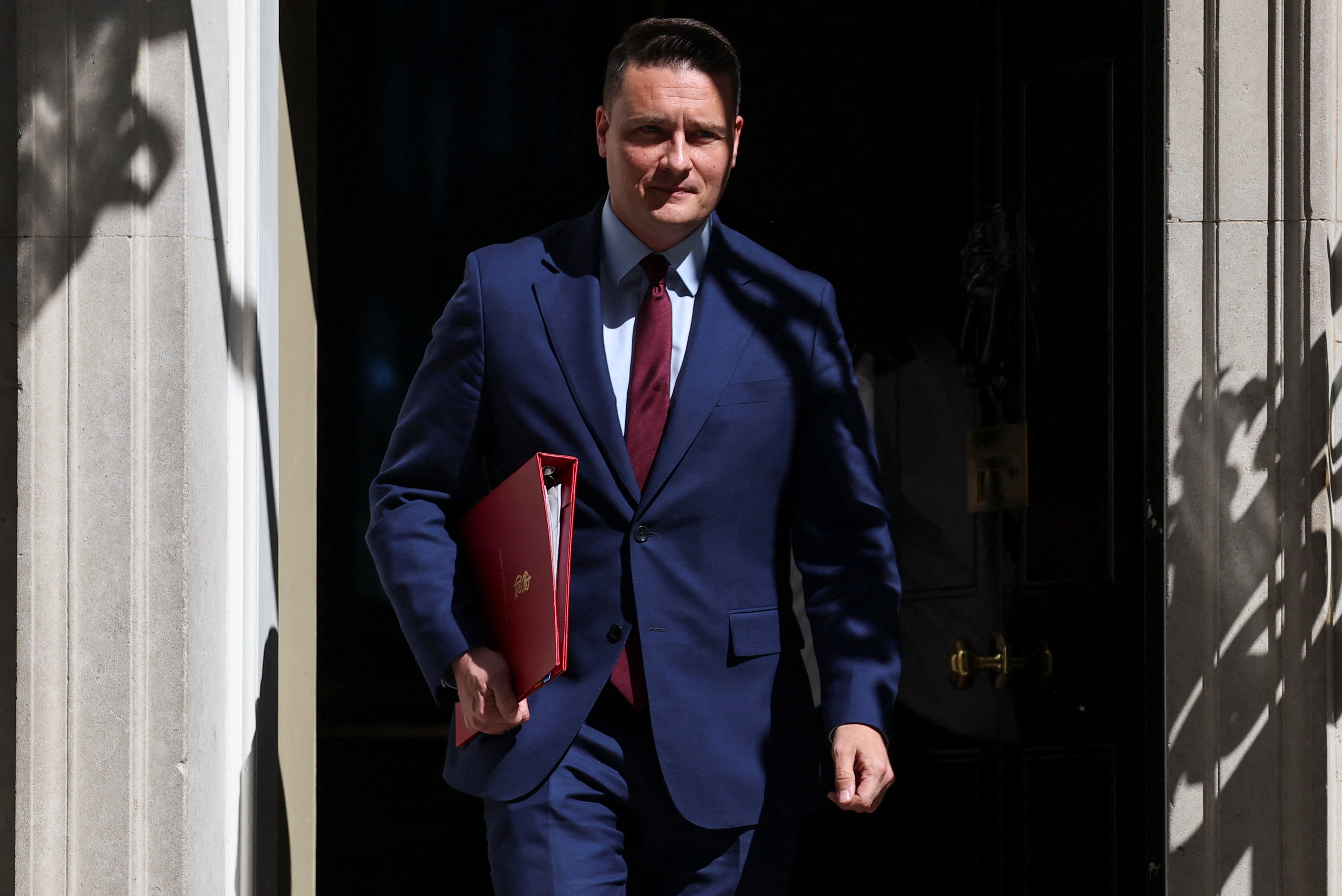 Wes Streeting walks out of No 10 after attending a cabinet meeting