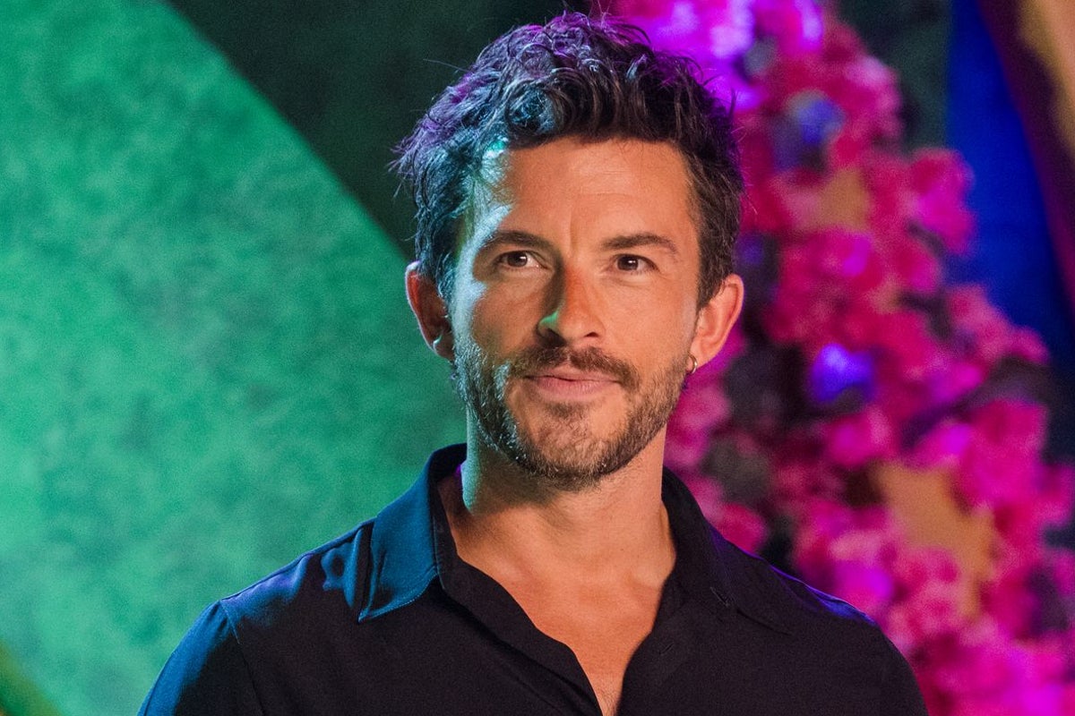 Jonathan Bailey withdraws from Sunday In The Park With George after Ariana Grande exit Jonathan Bailey withdraws from Sunday In The Park With George after Ariana Grande exit