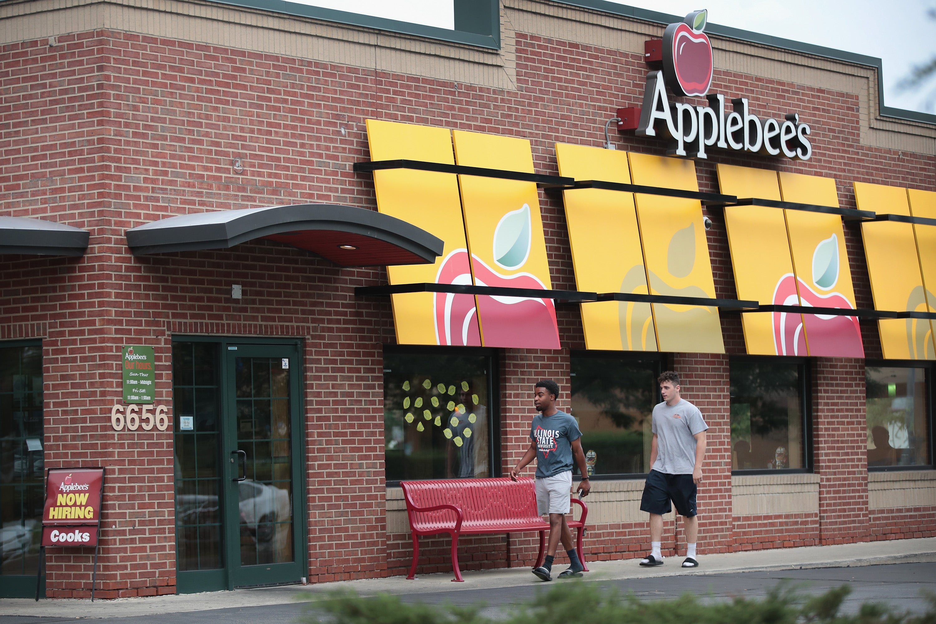 Applebee’s is leaning into an affordable meal deal with a choice of endless boneless wings, pork riblets and its “Double Crunch Shrimp,” alongside bottomless fries