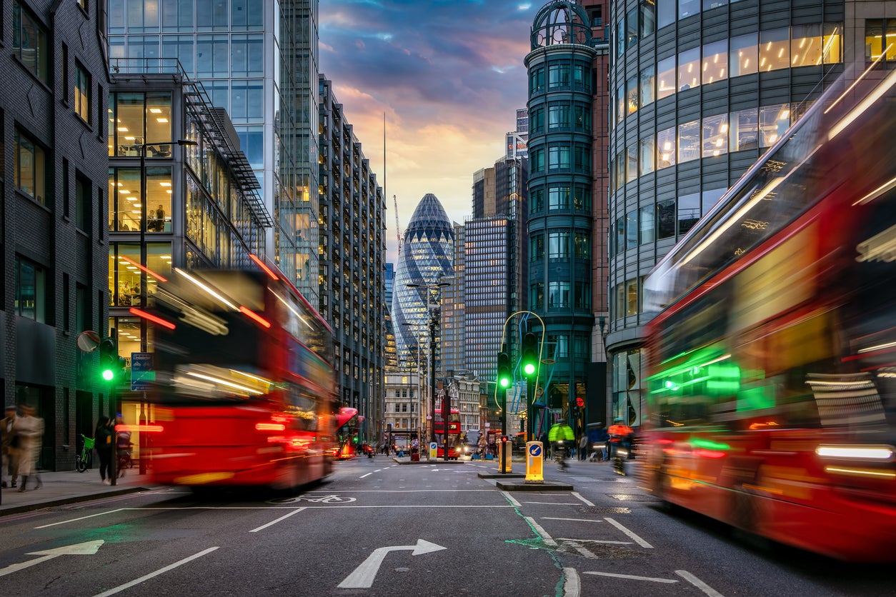 London bus fares capped for unlimited travel on these weekends