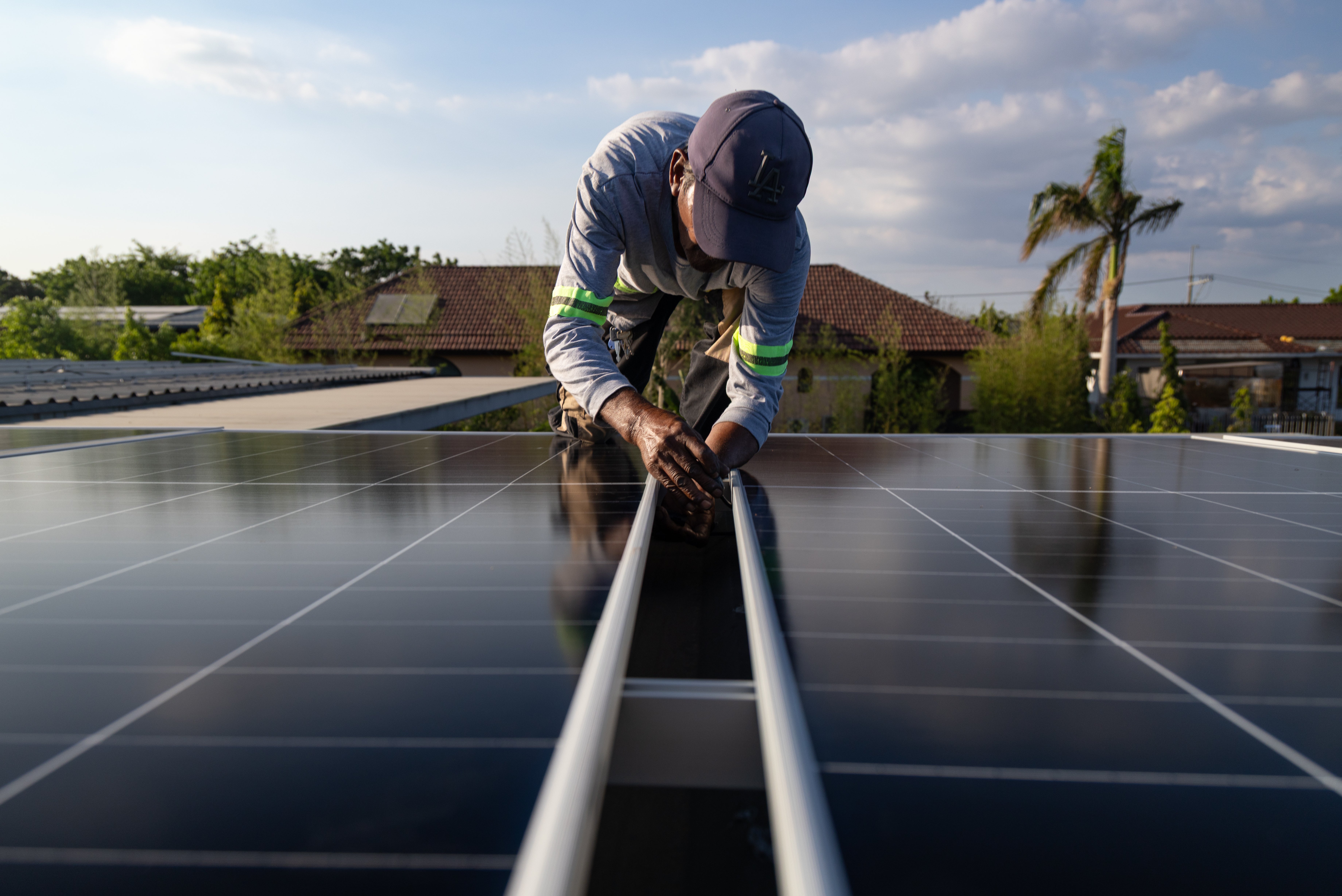 independent.co.uk - Anton L. Delgado - Price shocks from the Iran war power solar sales in energy-hungry Asia