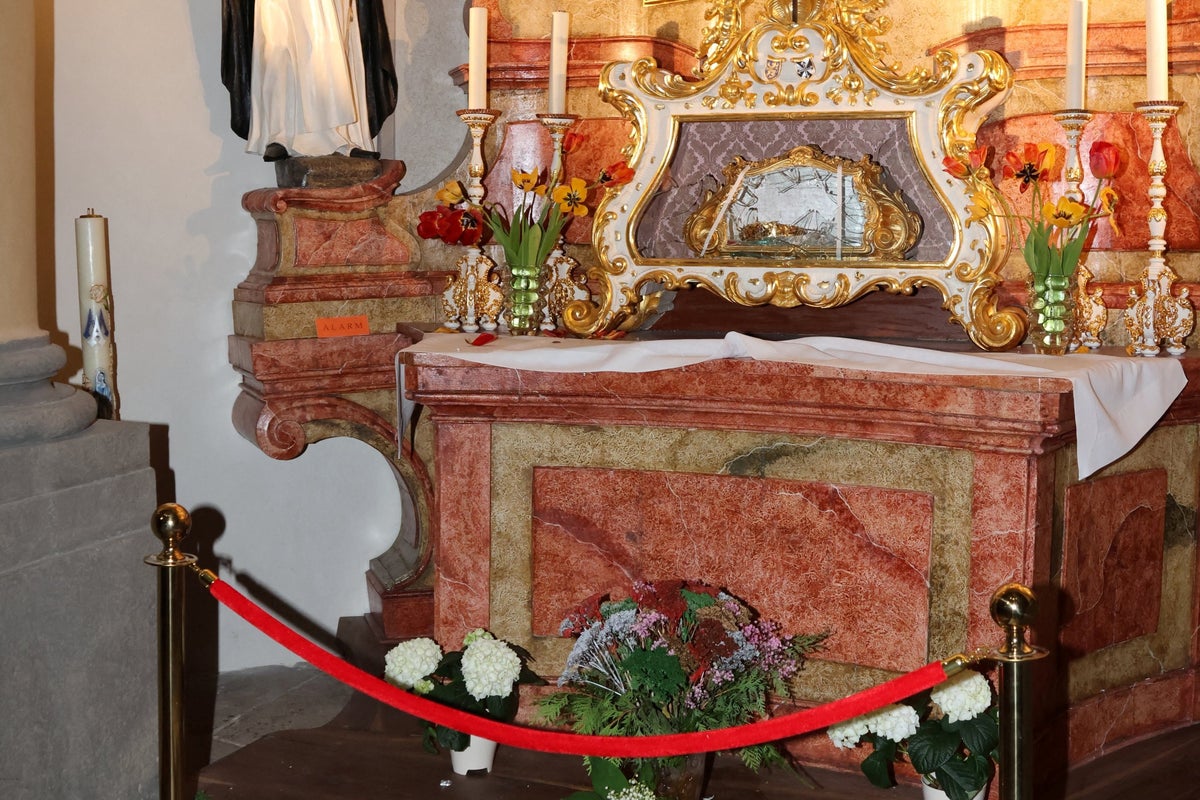 Skull of Saint Zdislava of Lemberk stolen from church in Czech Republic – UK Times Skull of Saint Zdislava of Lemberk stolen from church in Czech Republic – UK Times