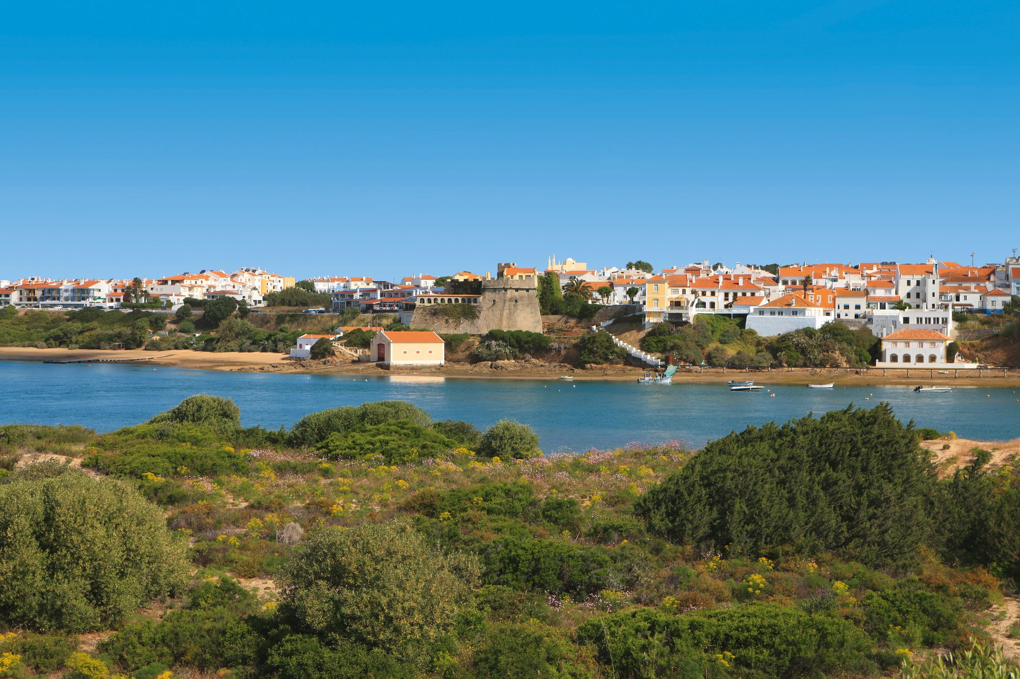 Portugal’s Fisherman’s Trail is the perfect multi-day hike for first-timers