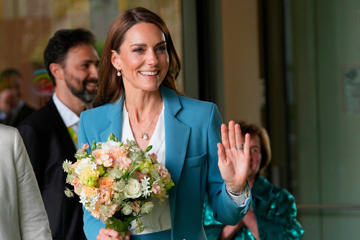 Kate Middleton just wore a suit in this season’s popular colour – shop these alternatives