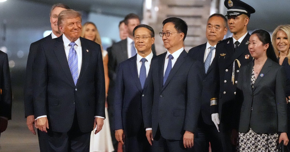 The Latest: Xi and Trump summit focuses on business links as Chinese leader issues Taiwan warning | The Independent