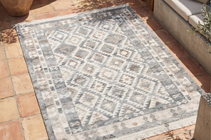 Fableroom Dhriti hand-woven PET rug