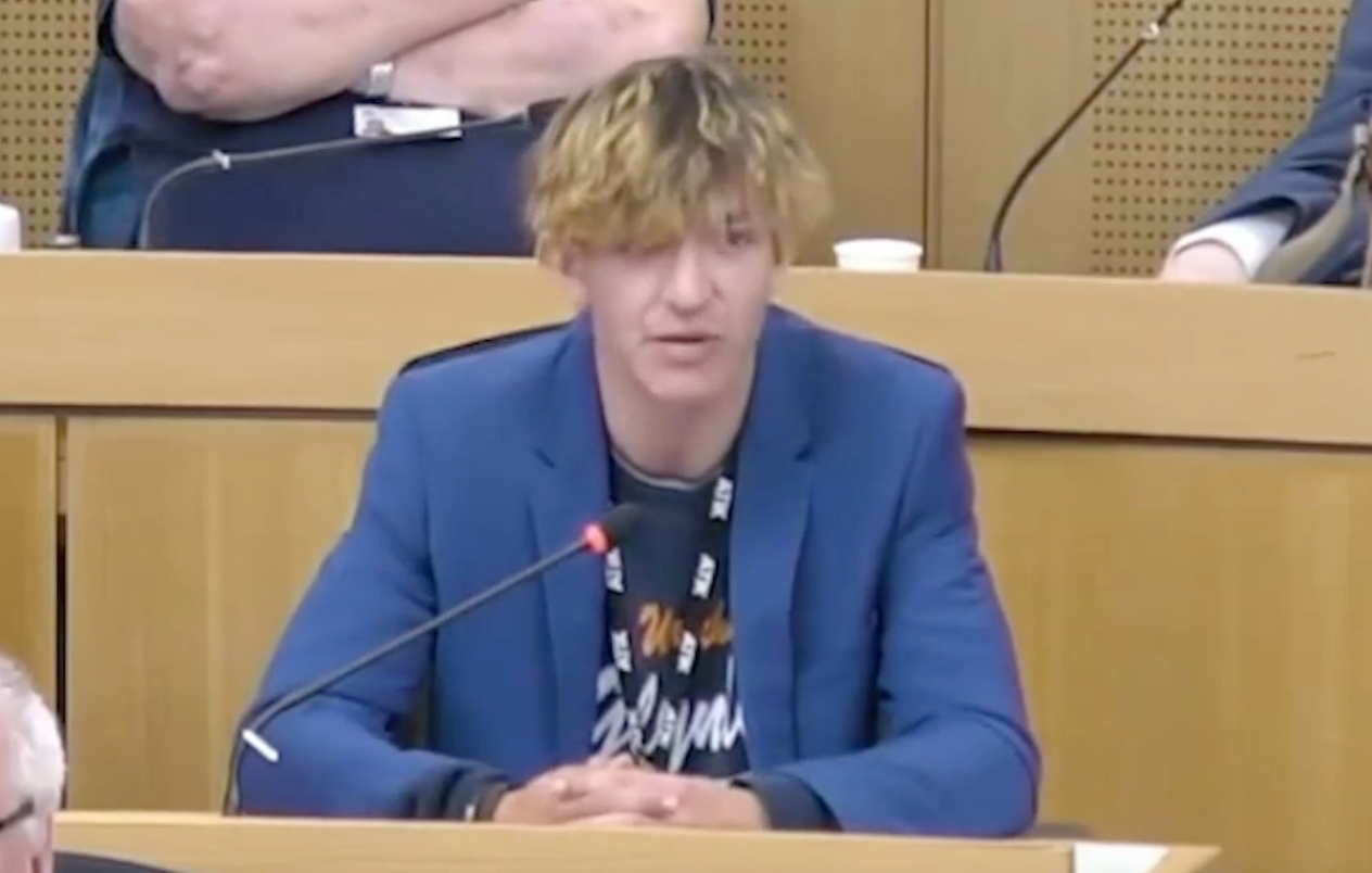 Reform’s Kieran Lay asks council to monitor UFO activity at airport