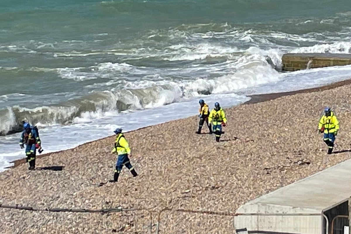 Brighton beach incident latest: Bodies of three women found in sea as police say situation is ‘fast-moving’ – UK Times Brighton beach incident latest: Bodies of three women found in sea as police say situation is ‘fast-moving’ – UK Times