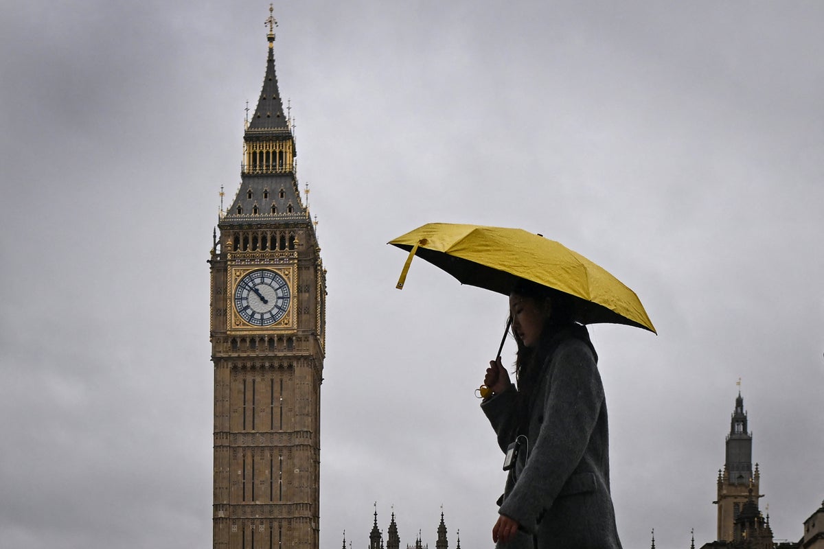 UK weather map: Where will face rain ahead of soaring bank holiday temperatures