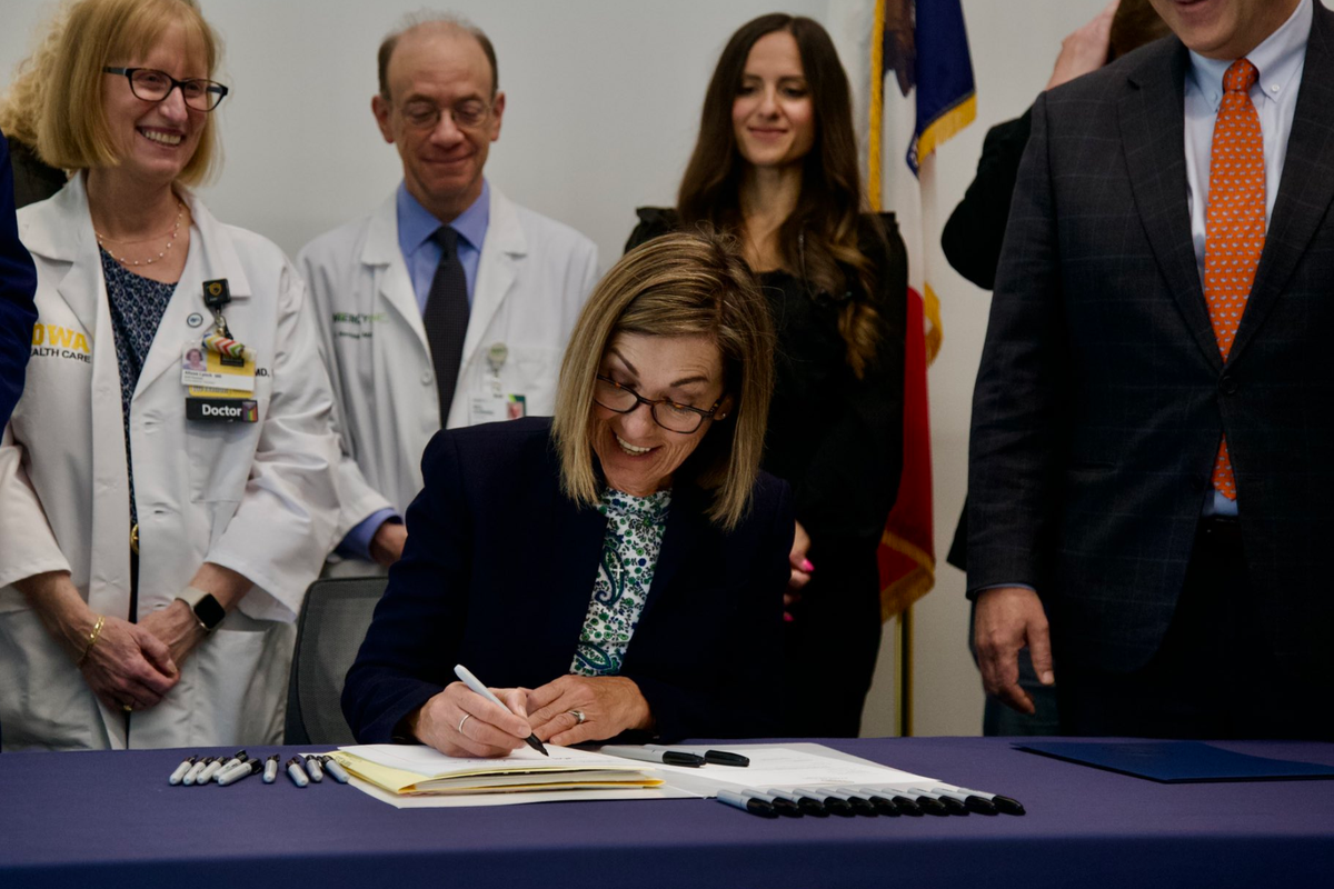 Iowa governor signs bill that will make it easier to get cancer screenings