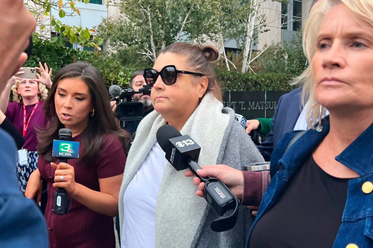 Ex-aide to California Democrats admits guilt in scheme to steal campaign funds from health secretary