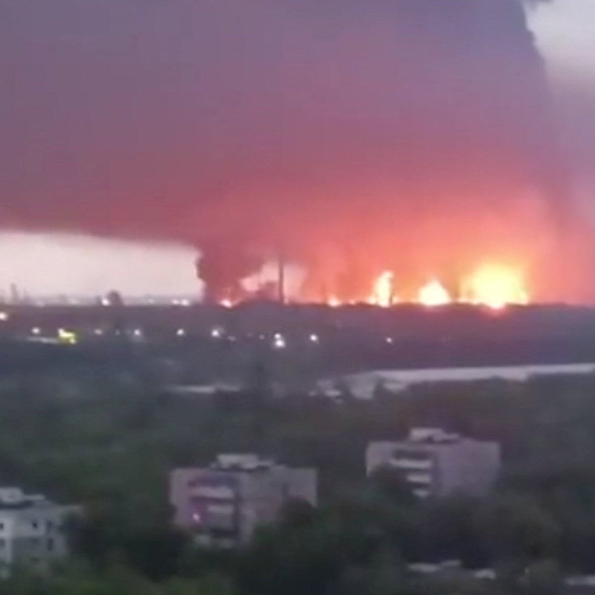 Russian oil refinery on fire amid huge wave of Ukrainian drone strikes