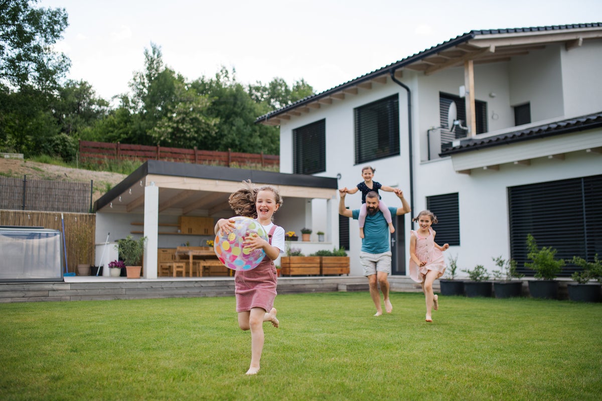 5 ways to maximise your garden this summer