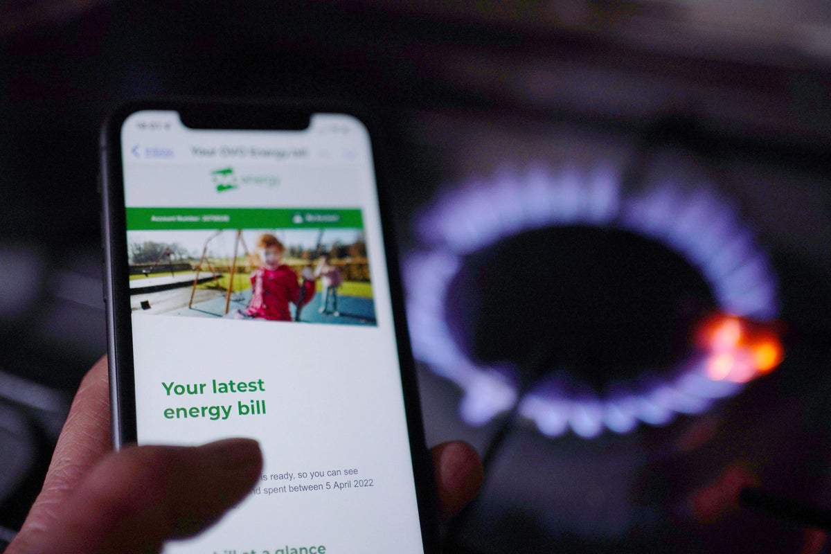 UK inflation rate set to fall as lower household energy bills offset fuel surge