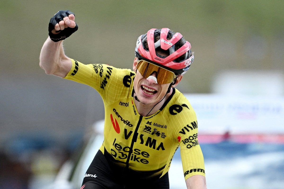 Jonas Vingegaard conquers Blockhaus to win Giro stage seven