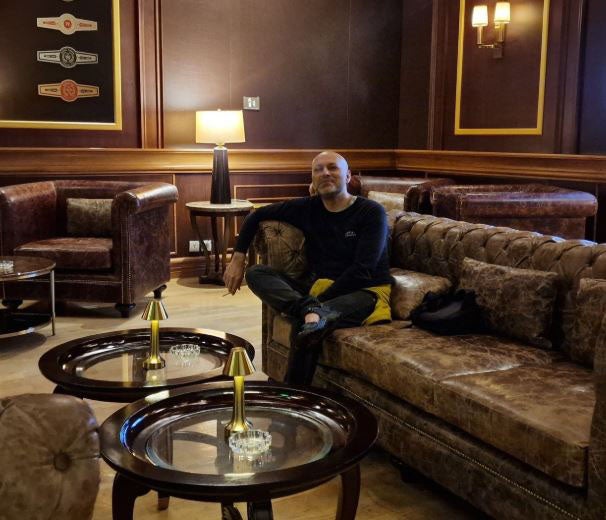 Pro poker player sues West End casino for £100k after being ‘banned for cashing out too fast’