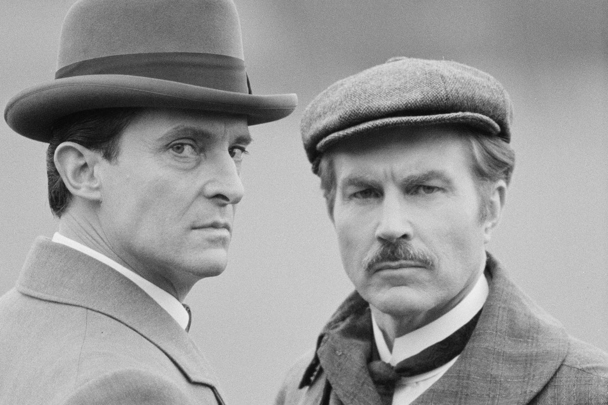 David Burke: Actor known for role as Dr Watson in Sherlock Holmes series dies aged 91