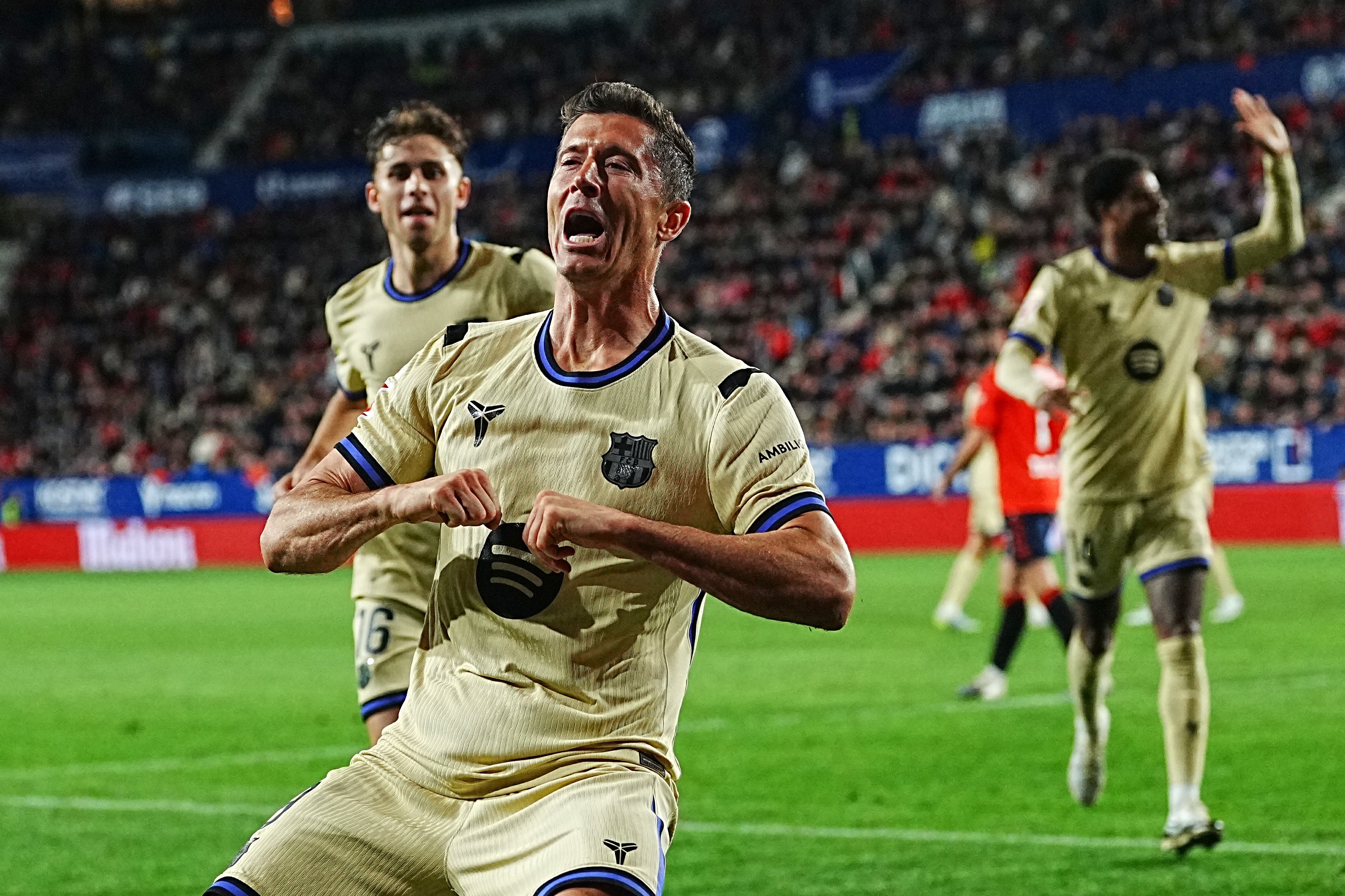 BARCELONA LEWANDOWSKI