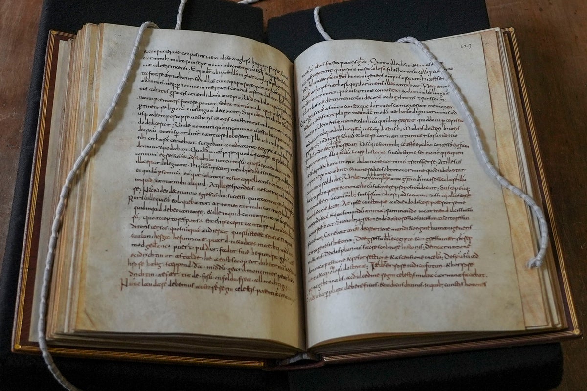 A medieval book in Rome has been hiding the oldest English poem – UK Times A medieval book in Rome has been hiding the oldest English poem – UK Times