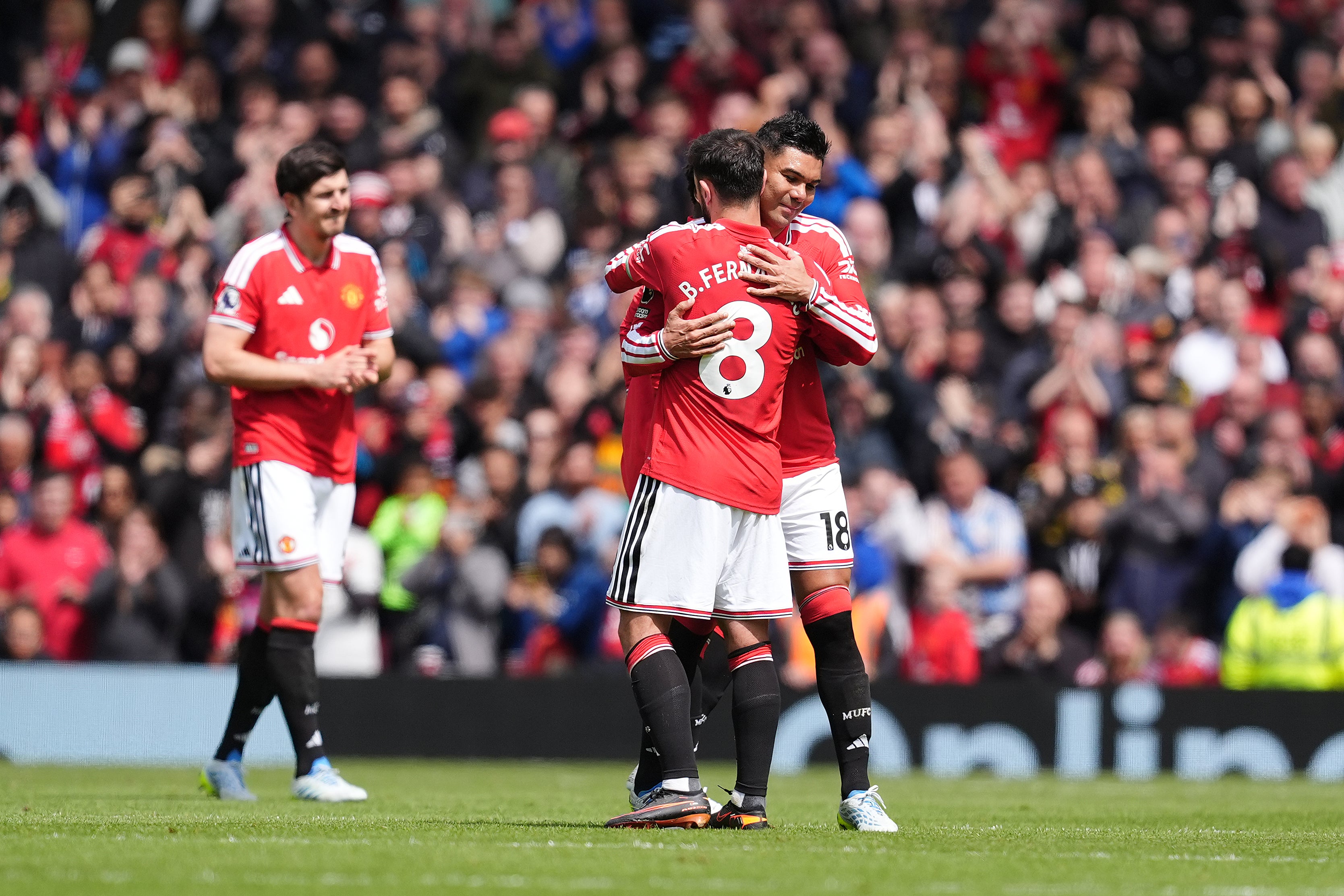 Bruno Fernandes caps triumphant season for Man United's midfielders – on  the pitch and in the dugout | The Independent
