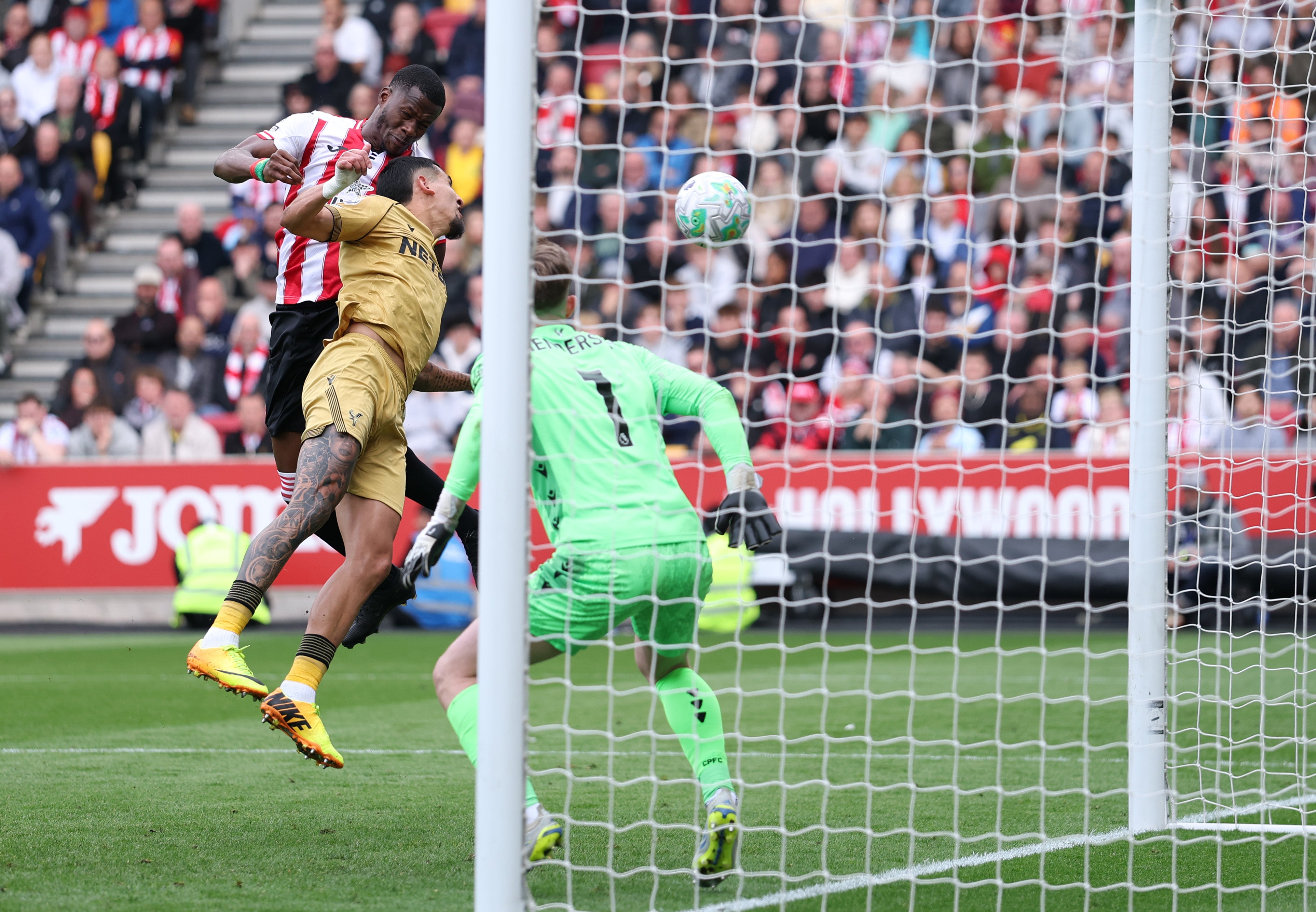 Dango Ouattara snatched a late point for Brentford against Crystal Palace