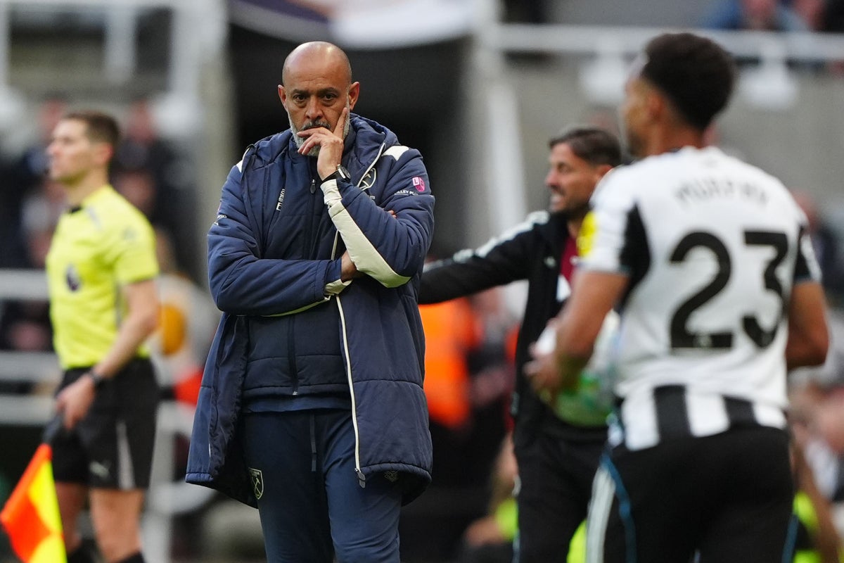 Nuno Espirito Santo: West Ham players deserved the jeers of travelling fans