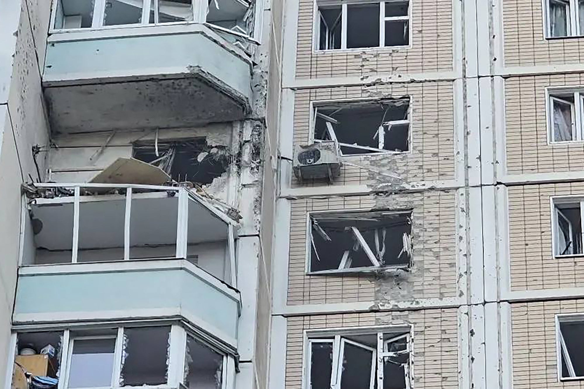 A huge wave of more than 500 Ukrainian drones attacked Russia overnight, killing three people in the Moscow region, authorities said on May, 17, 2026